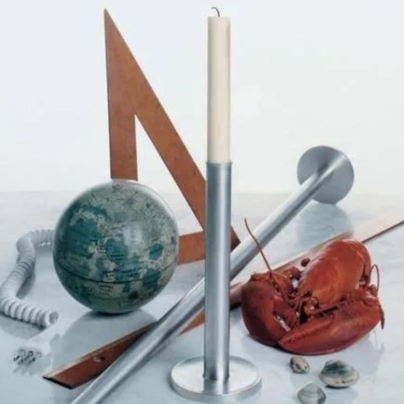 Alessi CANDLESTICK
PZ02
$110.00
Design: Peter Zumthor - Picture 3 of 17